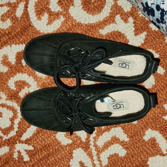 UGG Heather Women size 8 Waterproof Black Leather/Suede Boots - Picture 7 of 15